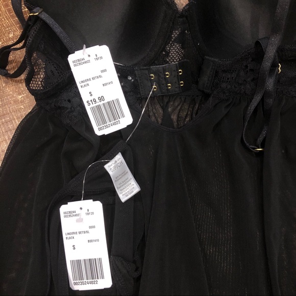 Forever 21 Lingerie w/ matching thing - Picture 3 of 3